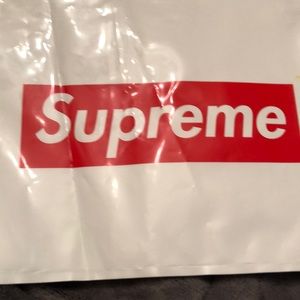 Meet your Posher, Stefanie